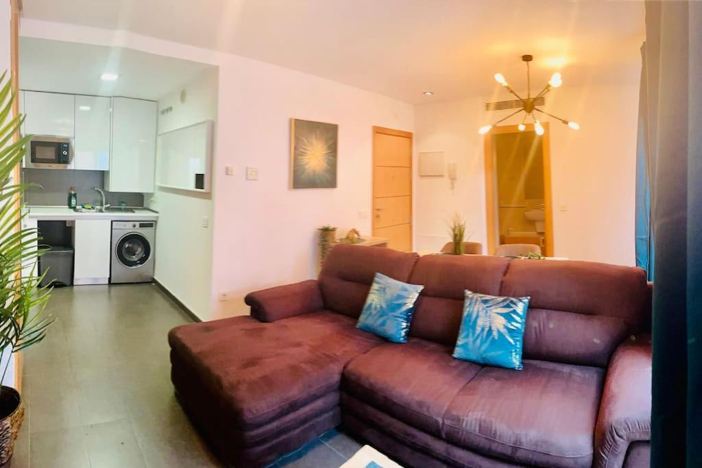 Apartamento Atico Con Terraza - Cerca A Rio Madrid