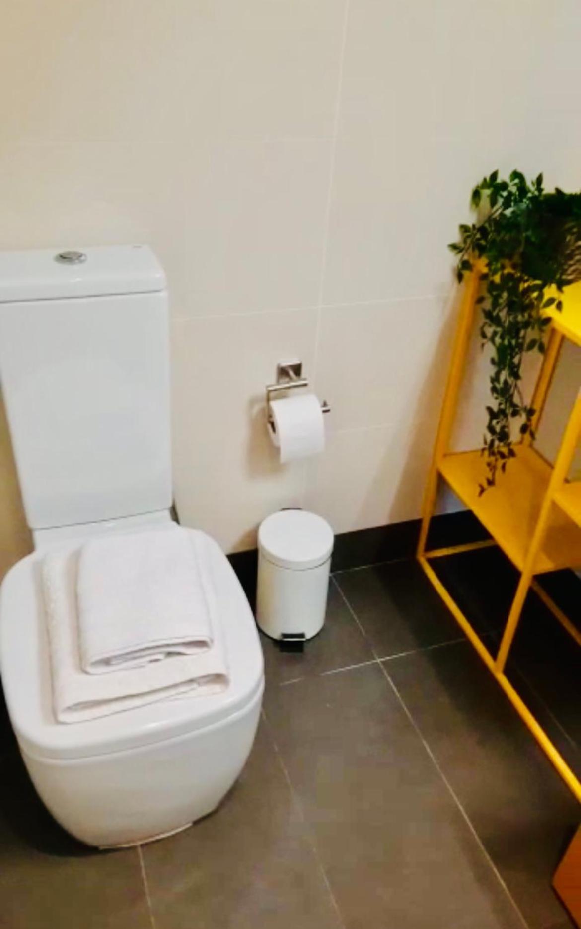 Apartamento Atico Con Terraza - Cerca A Rio