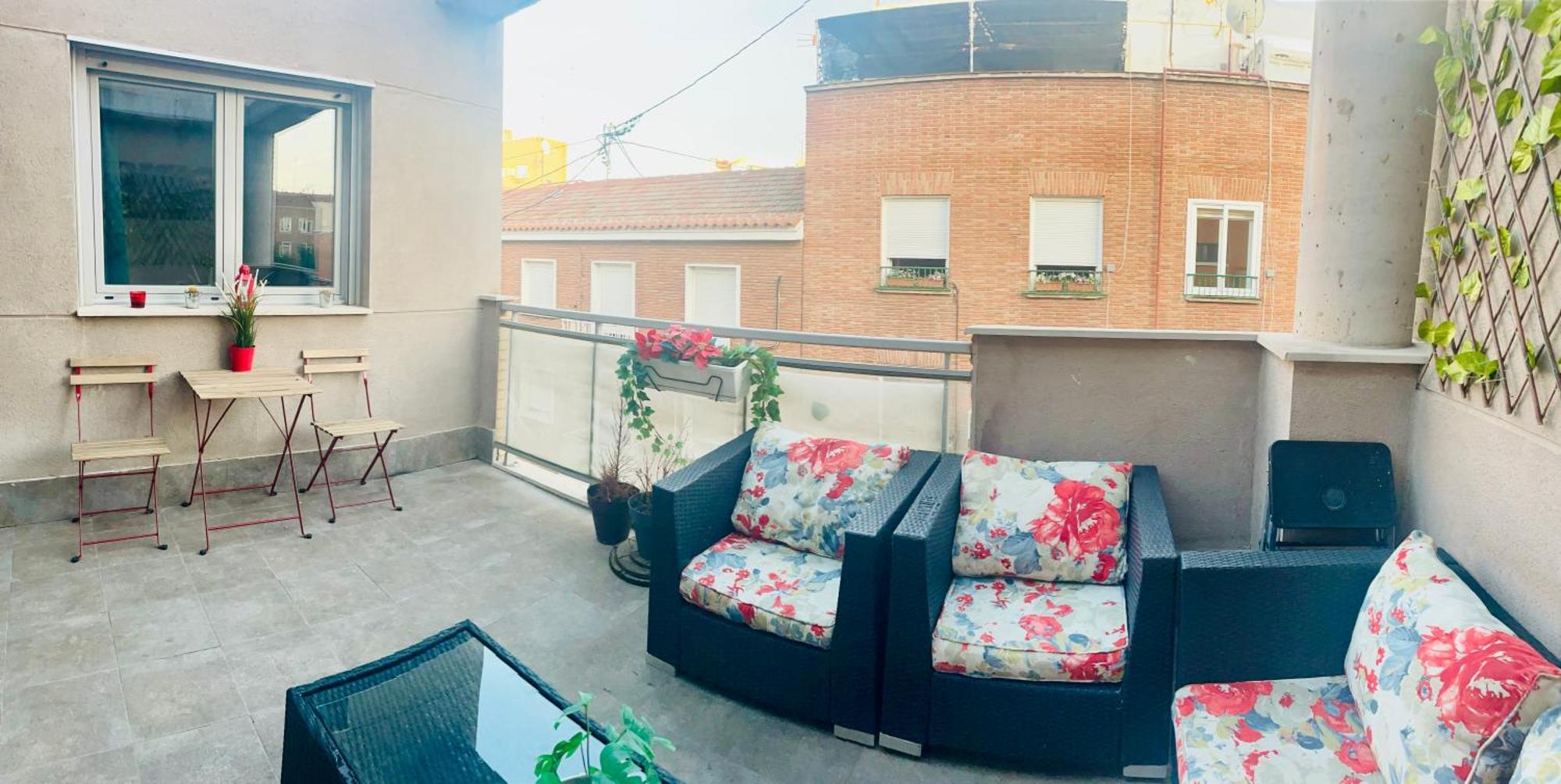 Atico Con Terraza - Cerca A Rio Apartamento Madrid