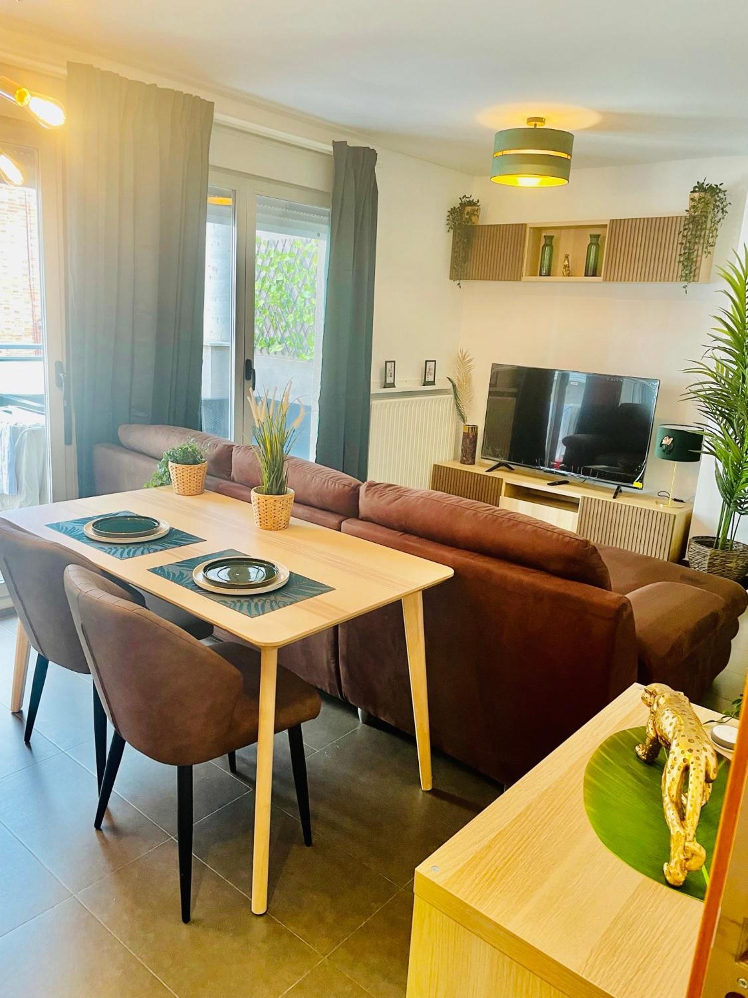 Apartamento Atico Con Terraza - Cerca A Rio *