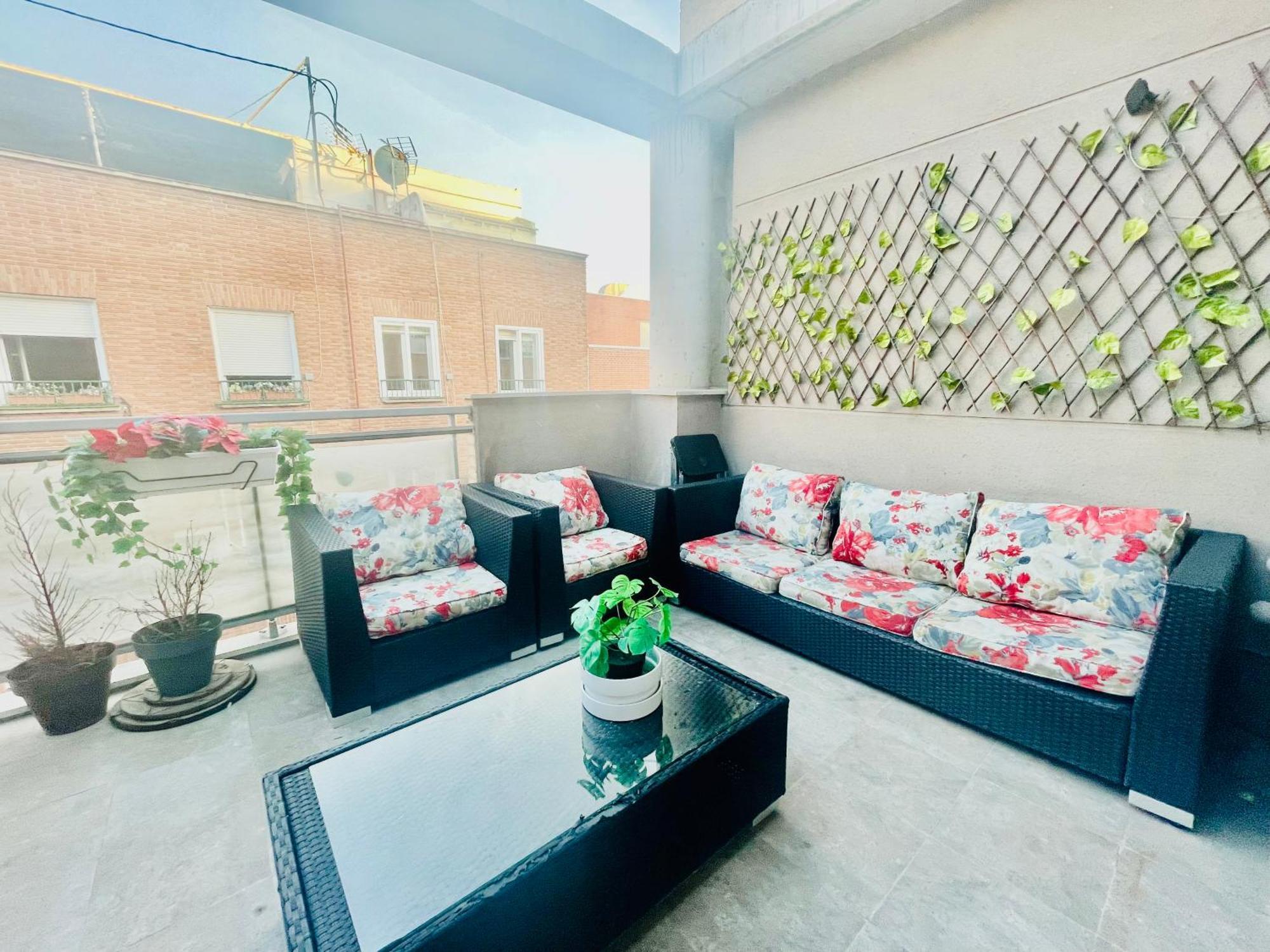 Atico Con Terraza - Cerca A Rio Apartamento Madrid